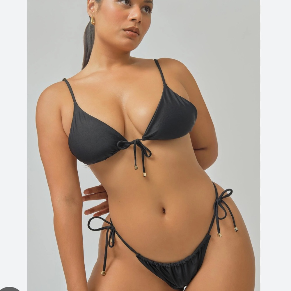 Black Bikini Set